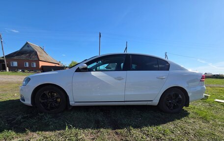 Volkswagen Passat B7, 2011 год, 1 050 000 рублей, 2 фотография