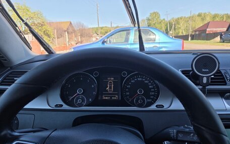 Volkswagen Passat B7, 2011 год, 1 050 000 рублей, 7 фотография