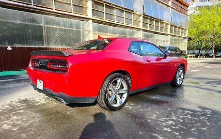 Dodge Challenger III рестайлинг 2, 2015 год, 4 750 000 рублей, 3 фотография