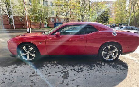 Dodge Challenger III рестайлинг 2, 2015 год, 4 750 000 рублей, 7 фотография