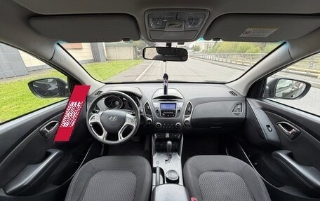 Hyundai ix35 I рестайлинг, 2011 год, 1 000 000 рублей, 6 фотография