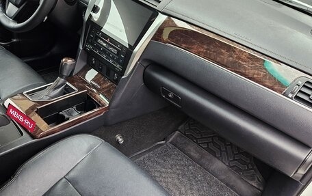 Toyota Camry, 2016 год, 2 050 000 рублей, 4 фотография