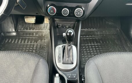 KIA Rio III рестайлинг, 2015 год, 960 000 рублей, 11 фотография