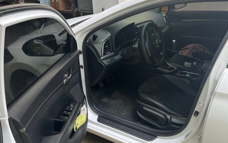Hyundai Elantra VI рестайлинг, 2018 год, 1 340 000 рублей, 7 фотография