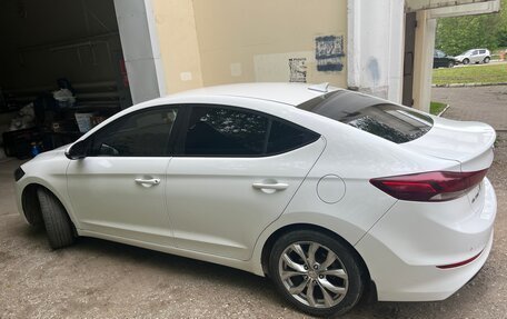 Hyundai Elantra VI рестайлинг, 2018 год, 1 340 000 рублей, 12 фотография