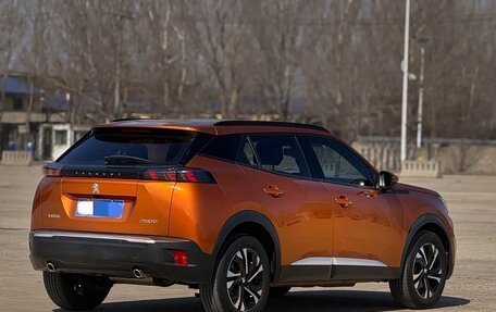 Peugeot 2008 II, 2022 год, 1 465 000 рублей, 6 фотография