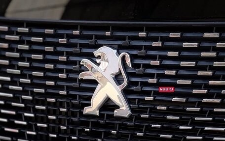 Peugeot 2008 II, 2022 год, 1 465 000 рублей, 10 фотография