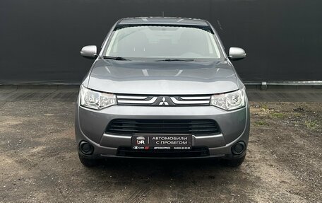 Mitsubishi Outlander III рестайлинг 3, 2013 год, 1 350 000 рублей, 2 фотография