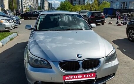 BMW 5 серия, 2004 год, 1 250 000 рублей, 4 фотография