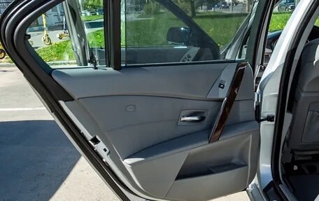 BMW 5 серия, 2004 год, 1 250 000 рублей, 15 фотография