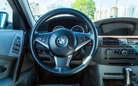 BMW 5 серия, 2004 год, 1 250 000 рублей, 16 фотография