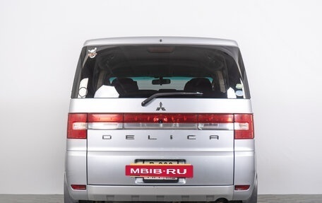 Mitsubishi Delica D:5 I, 2013 год, 1 399 000 рублей, 4 фотография