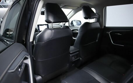 Toyota RAV4, 2021 год, 3 230 000 рублей, 11 фотография