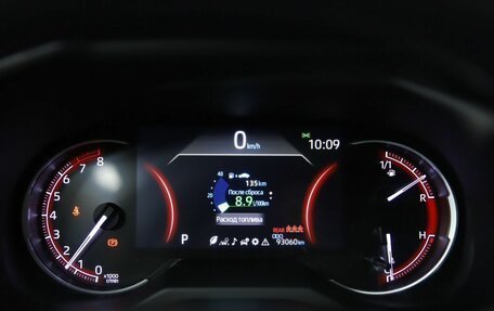 Toyota RAV4, 2021 год, 3 230 000 рублей, 16 фотография