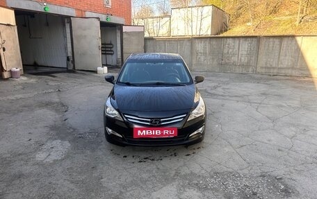 Hyundai Solaris II рестайлинг, 2016 год, 499 000 рублей, 2 фотография