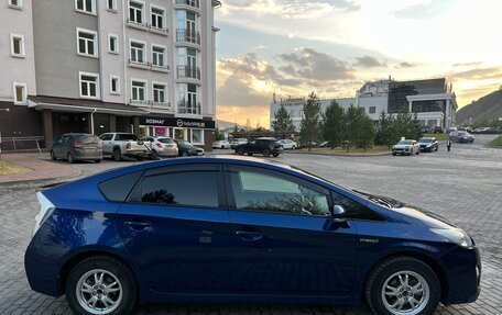 Toyota Prius, 2011 год, 1 150 000 рублей, 9 фотография