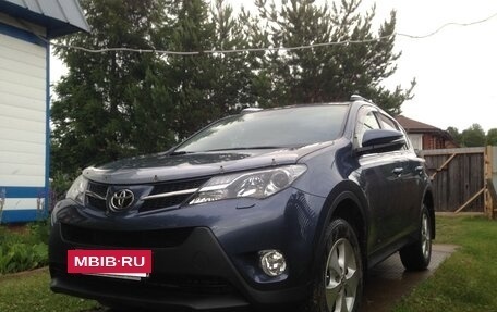 Toyota RAV4, 2013 год, 2 250 000 рублей, 2 фотография