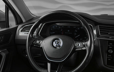 Volkswagen Tiguan II, 2017 год, 2 199 000 рублей, 15 фотография