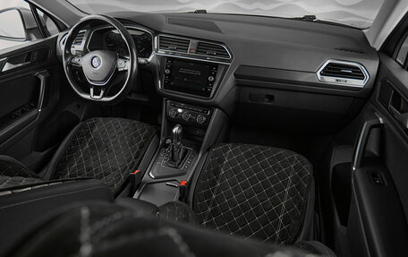 Volkswagen Tiguan II, 2017 год, 2 199 000 рублей, 11 фотография