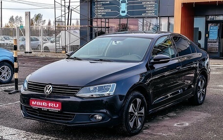 Volkswagen Jetta VI, 2012 год, 1 055 000 рублей, 1 фотография