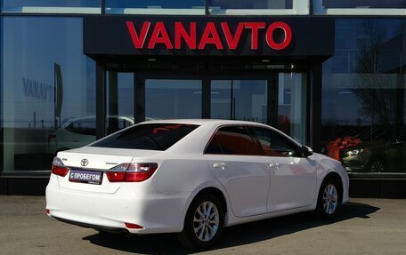 Toyota Camry, 2016 год, 1 790 000 рублей, 6 фотография