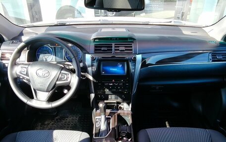 Toyota Camry, 2016 год, 1 790 000 рублей, 11 фотография