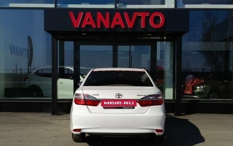 Toyota Camry, 2016 год, 1 790 000 рублей, 5 фотография