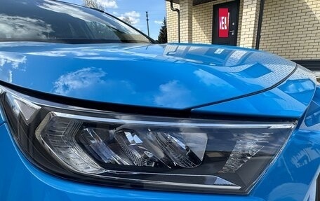 Toyota RAV4, 2019 год, 3 350 000 рублей, 8 фотография