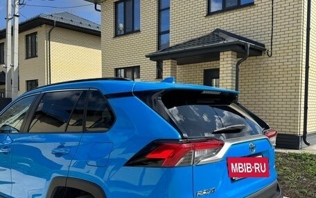 Toyota RAV4, 2019 год, 3 350 000 рублей, 31 фотография