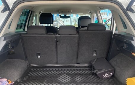 Volkswagen Tiguan II, 2018 год, 2 200 000 рублей, 11 фотография