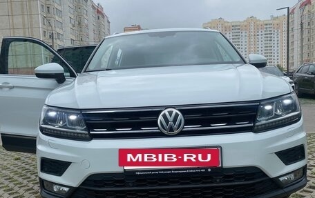 Volkswagen Tiguan II, 2018 год, 2 200 000 рублей, 22 фотография