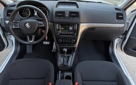 Skoda Yeti I рестайлинг, 2016 год, 1 490 000 рублей, 11 фотография
