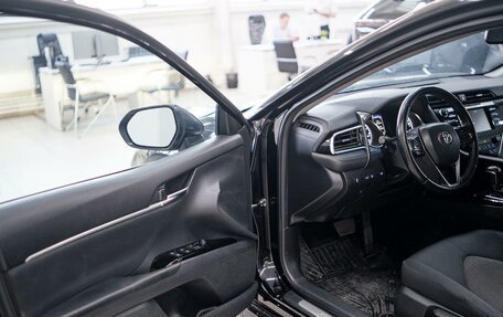 Toyota Camry, 2018 год, 2 782 000 рублей, 7 фотография