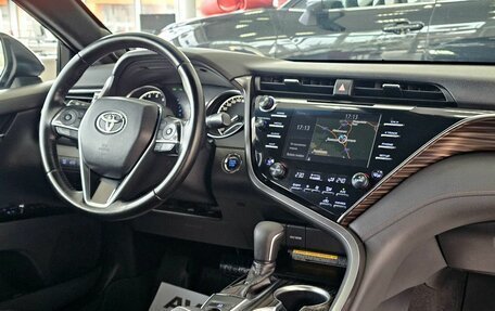 Toyota Camry, 2018 год, 2 969 000 рублей, 25 фотография