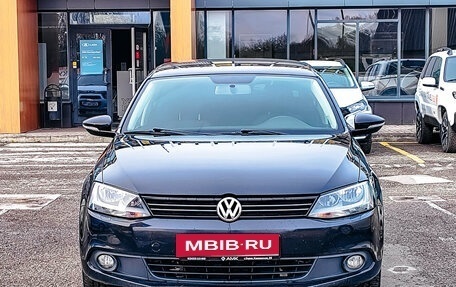 Volkswagen Jetta VI, 2012 год, 1 055 000 рублей, 3 фотография