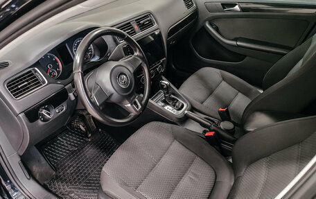 Volkswagen Jetta VI, 2012 год, 1 055 000 рублей, 12 фотография