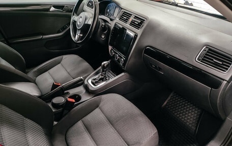 Volkswagen Jetta VI, 2012 год, 1 055 000 рублей, 14 фотография