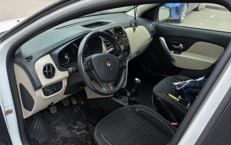 Renault Logan II, 2016 год, 950 000 рублей, 7 фотография