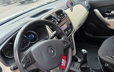 Renault Logan II, 2016 год, 950 000 рублей, 8 фотография