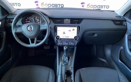 Skoda Octavia, 2018 год, 1 830 000 рублей, 7 фотография