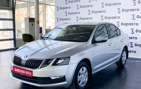 Skoda Octavia, 2018 год, 1 830 000 рублей, 2 фотография