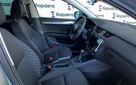 Skoda Octavia, 2018 год, 1 830 000 рублей, 15 фотография