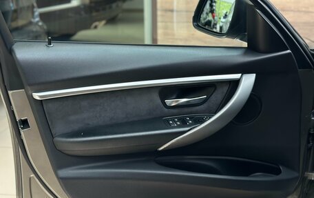 BMW 3 серия, 2017 год, 2 650 000 рублей, 25 фотография