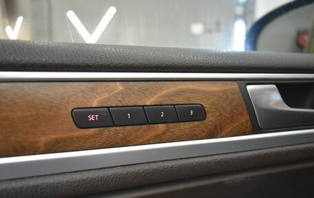 Volkswagen Touareg III, 2011 год, 1 749 000 рублей, 6 фотография