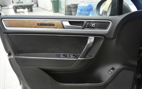 Volkswagen Touareg III, 2011 год, 1 749 000 рублей, 5 фотография