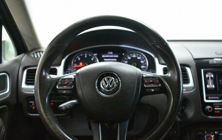 Volkswagen Touareg III, 2011 год, 1 749 000 рублей, 14 фотография
