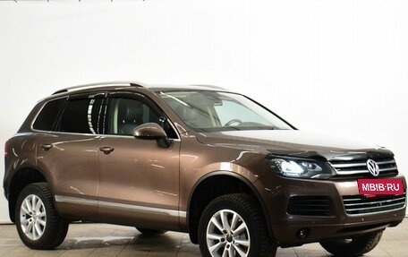 Volkswagen Touareg III, 2011 год, 1 749 000 рублей, 3 фотография