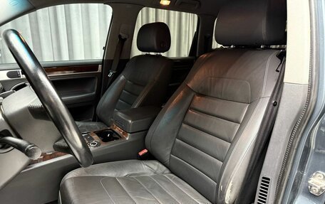 Volkswagen Touareg III, 2007 год, 1 299 000 рублей, 28 фотография