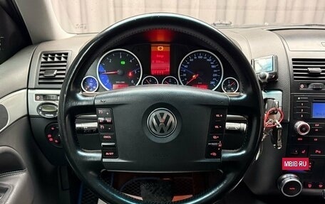 Volkswagen Touareg III, 2007 год, 1 299 000 рублей, 20 фотография