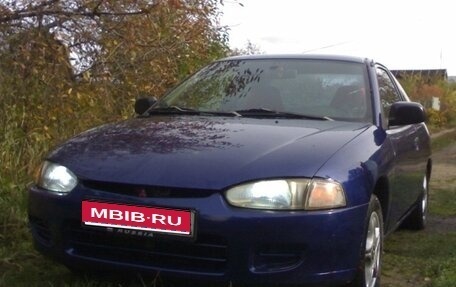 Mitsubishi Mirage VI рестайлинг, 1998 год, 210 000 рублей, 1 фотография